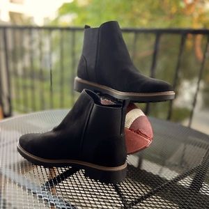 Esprit Sam Women’s Chelsea Boots Size 9